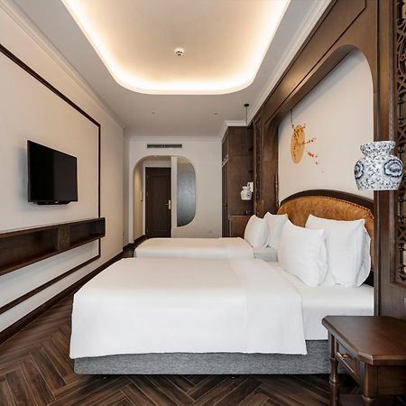 Eli Rina Hotel Hanoi Exterior photo
