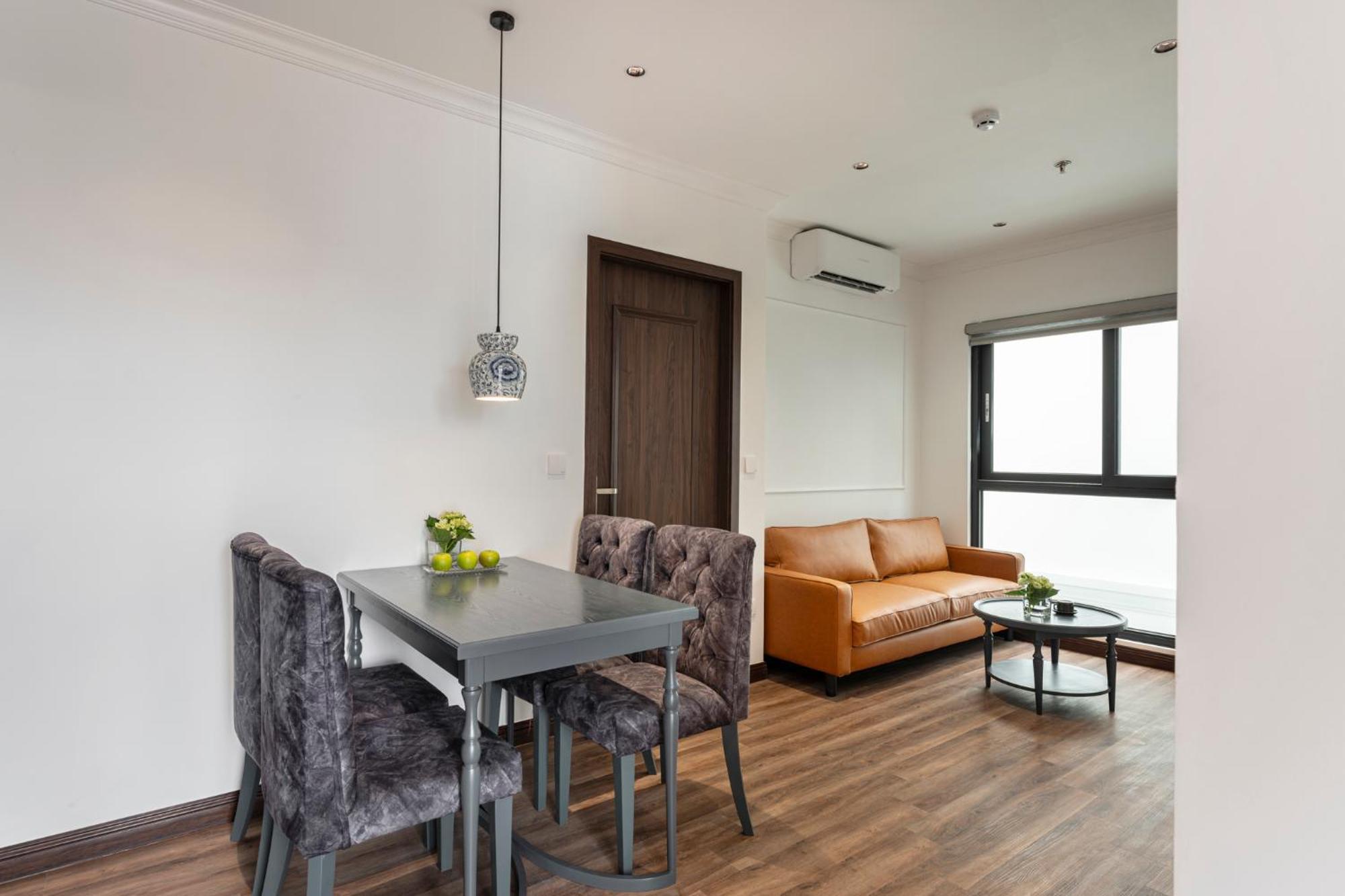 Eli Rina Hotel Hanoi Exterior photo